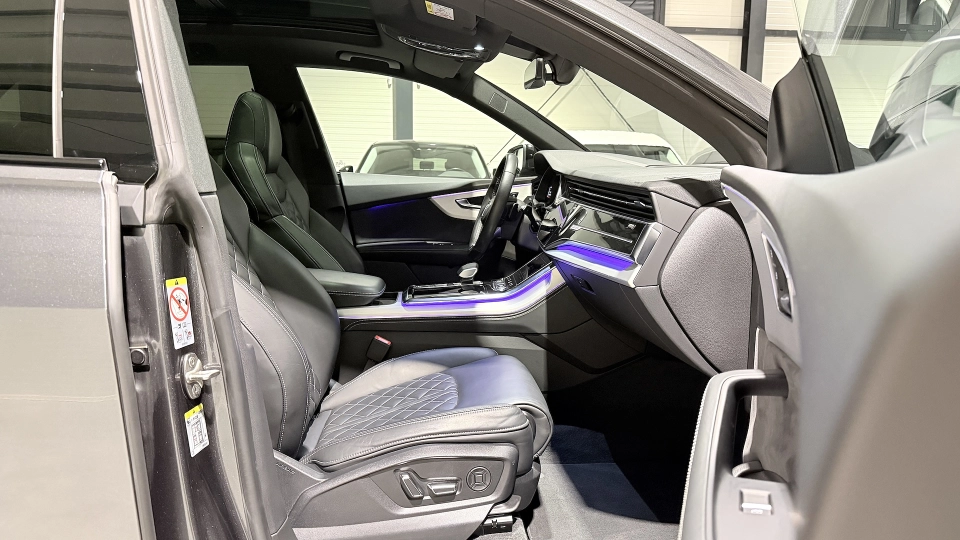 Audi Q8 Competition 60 TFSIe B&O Trapa Headup Memorii Pneumatic - imaginea 27