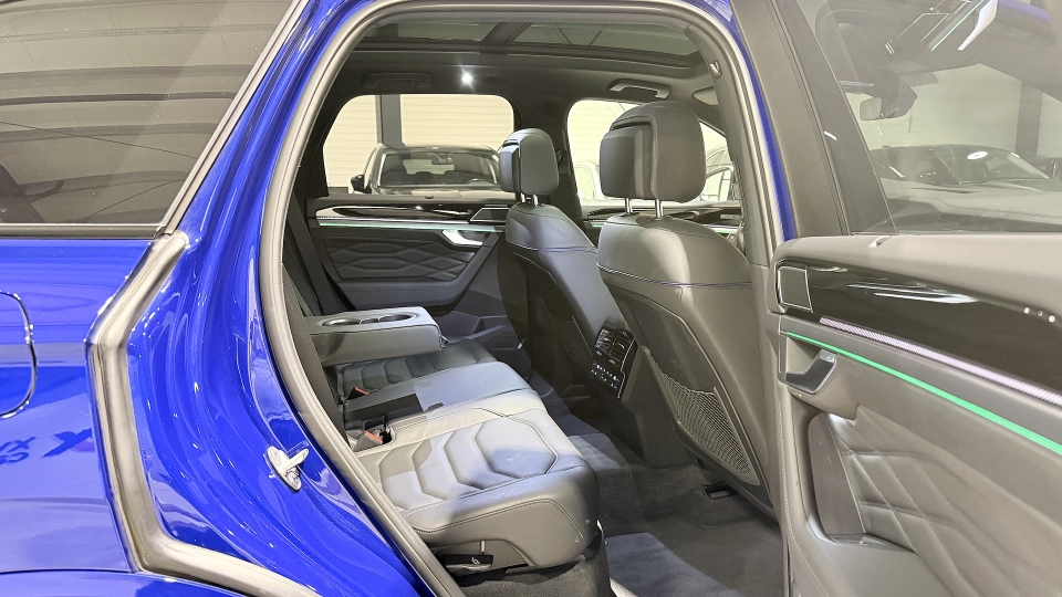 Volkswagen Touareg R Facelift / Ventilatie / Incalzire / Memorii - imaginea 26