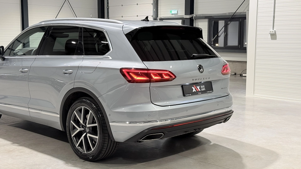 VW Touareg eHybrid Ventilatie Panoramic IQ Light Keyless Carlig - imaginea 12