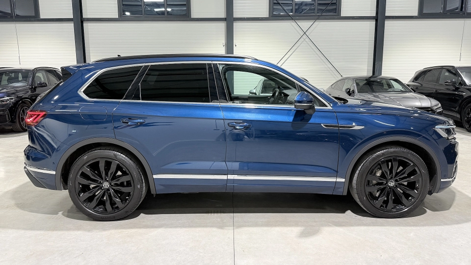 VW Touareg eHybrid Masaj Ventilatie Panoramic IQ Light Keyless Carlig - imaginea 15