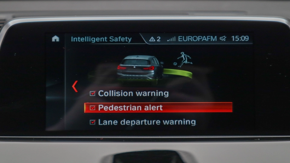 BMW X1 SportLine 2.0d Automat Faruri LED Lane Assist Scaune Sport - imaginea 35