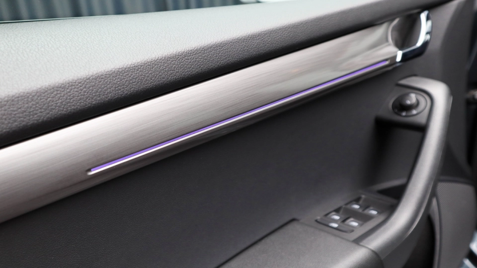 Skoda Octavia 1.5 TSI Style LED Android/Apple Keyless Lumini Ambient. - imaginea 17