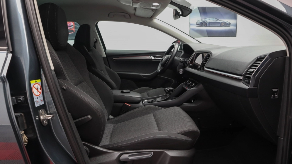 Skoda Karoq Style 2.0 TDI DSG 4x4 LED Camera CANTON ACC Android/Apple - imaginea 24
