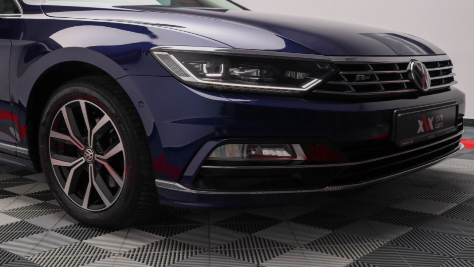 Volkswagen Passat R-Line 2.0 TDI DSG LED ACC Cockpit Navigatie Camera - imaginea 6