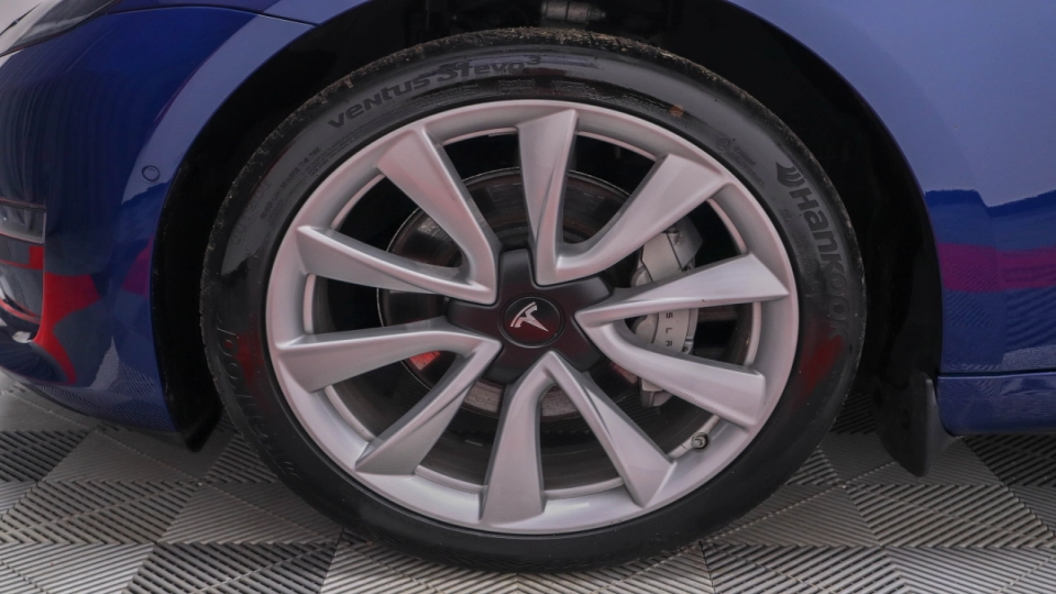 Tesla 3 LongRange DualMotor Piele Alba Garantie pana in 2028 - imaginea 12