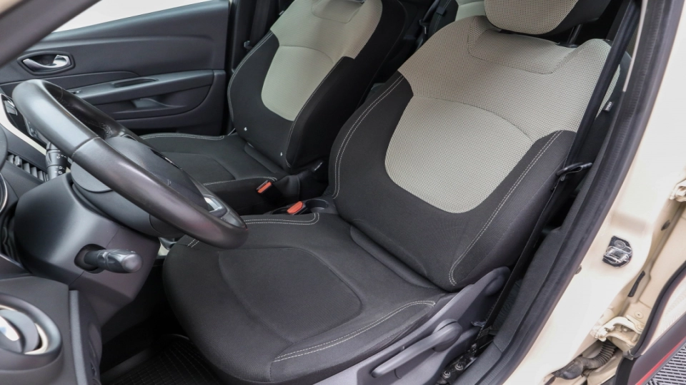 Renault Captur Energy DCi Navigatie Bluetooth Pilot Automat - imaginea 23