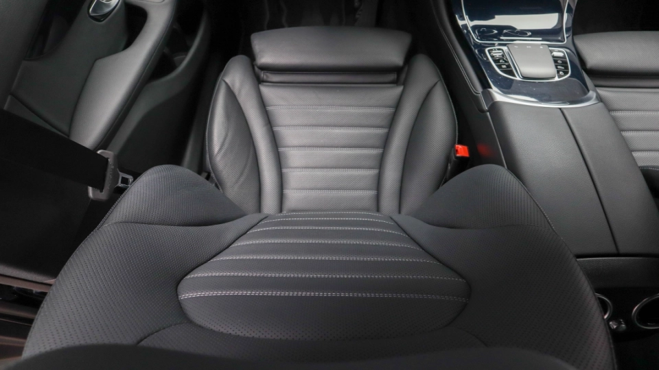 Mercedes GLC 300de 4Matic Keyless HeadUp Cockpit Ventilatie Scaune LED - imaginea 27