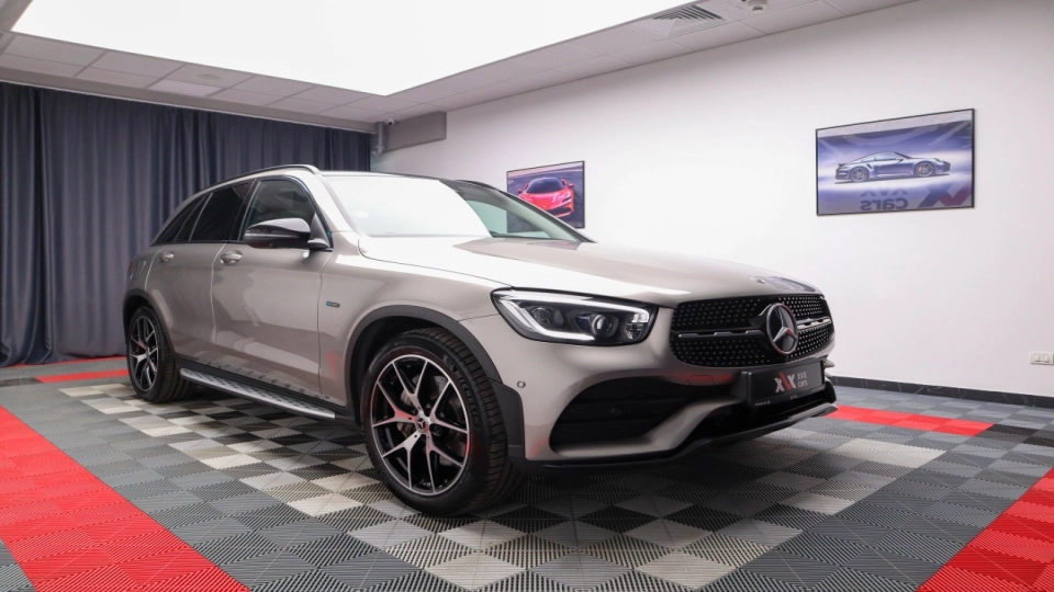 Mercedes GLC 300de Pachet AMG Panoramic Perne de Aer Keyless LED - imaginea 2