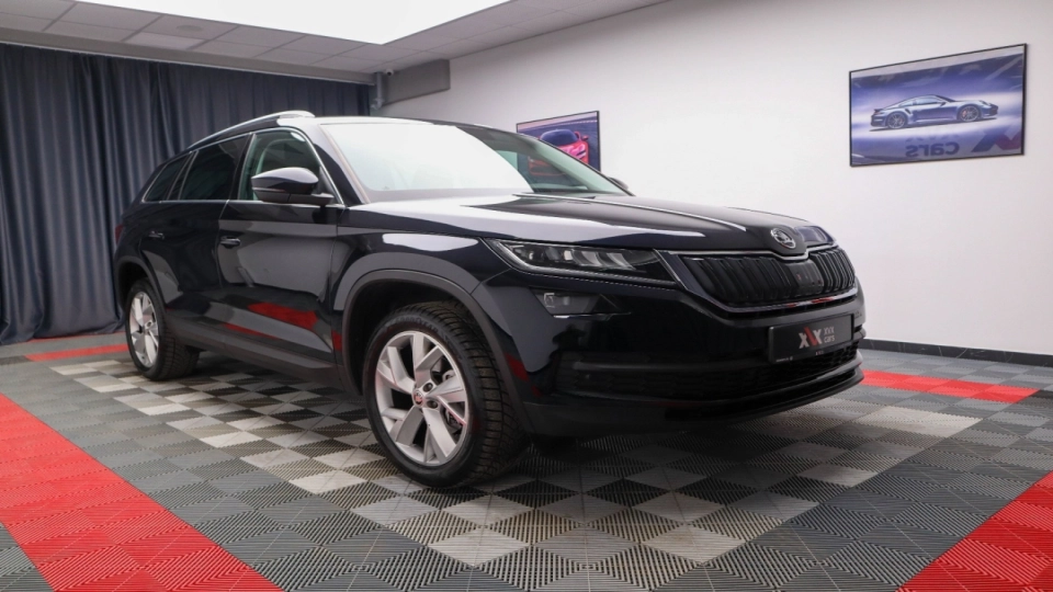 Skoda Kodiaq 2.0 TDI DSG Cockpit Lane BlindSpot ACC Ambientale Keyless - imaginea 3