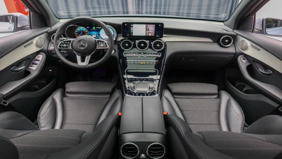 Mercedes GLC 300de 4x4 Aut Panoramic HeadUp MultiBeam LED Ambientale - imaginea 31