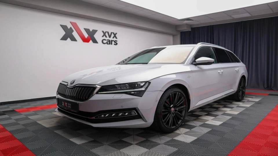Skoda Superb Combi DSG PlugIn Pano Ventilatie Masaj Keyless ACC Matrix - imaginea 1