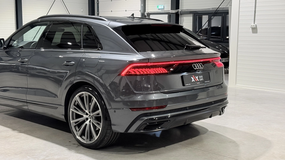 Audi Q8 Competition 60 TFSIe B&O Trapa Headup Memorii Pneumatic - imaginea 12