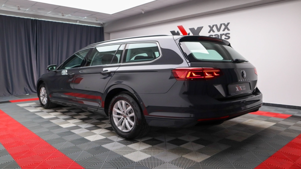 VW Passat Combi 2.0 TDI DSG IQ Light ACC Lane/Side/Front Assist Masaj - imaginea 4