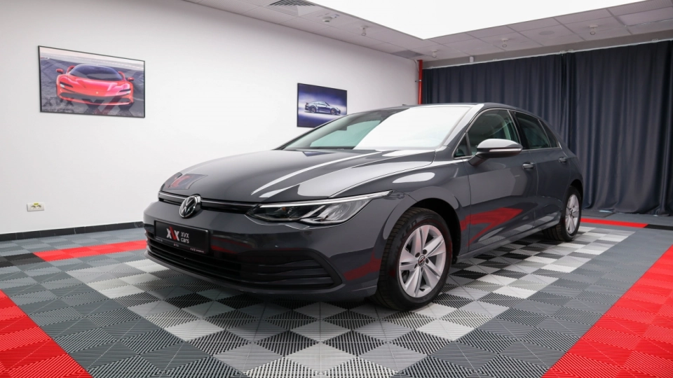 Volkswagen Golf 8 Life 2.0 TDI DSG ACC Navi LED VirtCockpit - imaginea 2