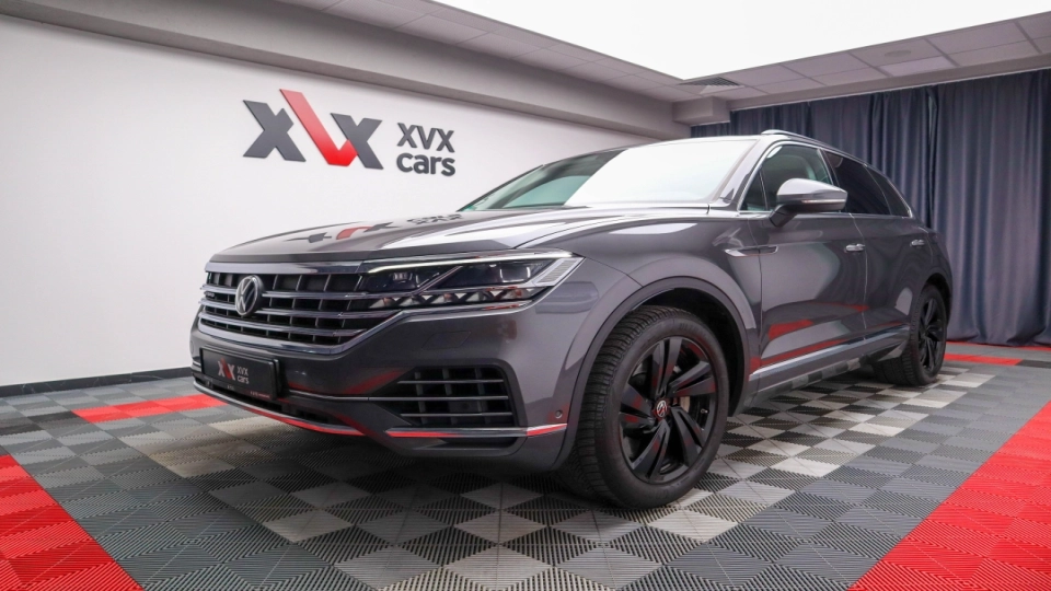 VW Touareg eHybrid Masaj Ventilatie Panoramic IQ Light Keyless Carlig - imaginea 1