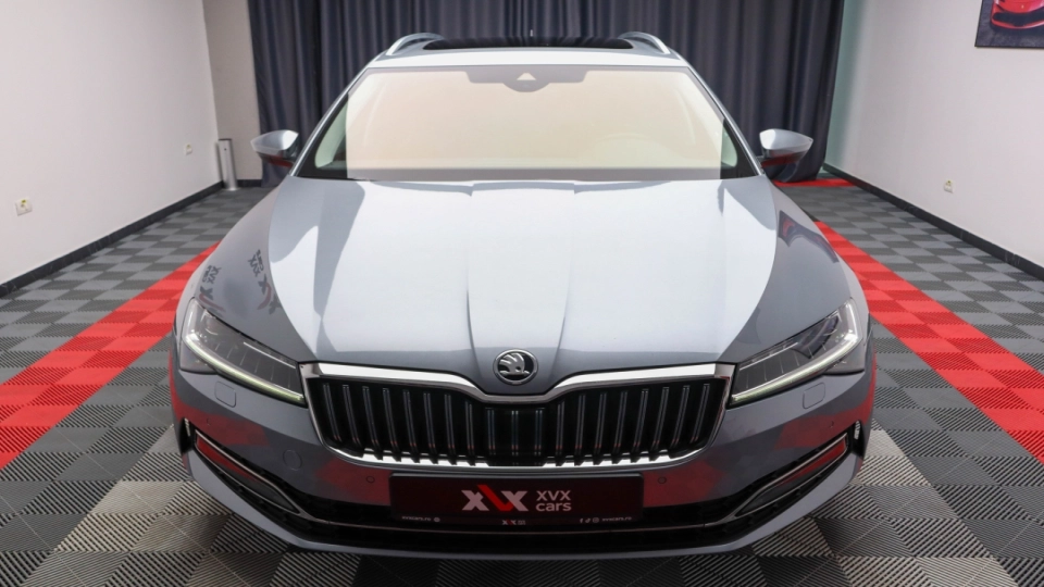 Skoda Superb DSG 4x4 Panoramic ACC Ventilatie BlindSpot Lane Cockpit - imaginea 10