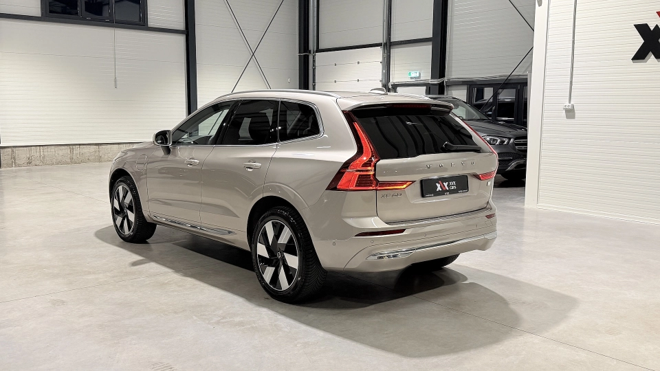 Volvo XC60 T8 Recharge Ultimate Ventilatie Masaj Camere 360 - imaginea 3