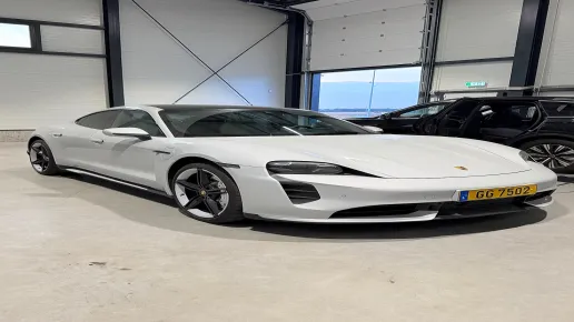 Porsche Taycan Turbo