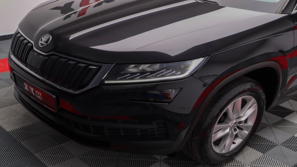 Skoda Kodiaq 2.0 TDI DSG Ambition Lumini Ambientale LED Blind Spot ACC - imaginea 4