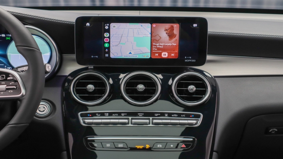 Mercedes GLC 300de 4x4 Aut Panoramic HeadUp MultiBeam LED Ambientale - imaginea 25