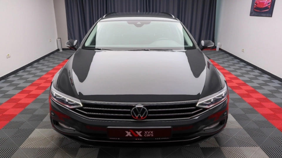 VW Passat Combi 2.0 TDI DSG IQ Light ACC Lane/Side/Front Assist Masaj - imaginea 2
