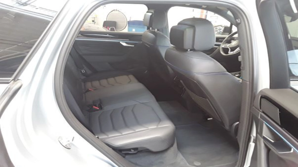 Volkswagen Touareg R Facelift Ventilatie Incalzire Memorii Puglia - imaginea 8