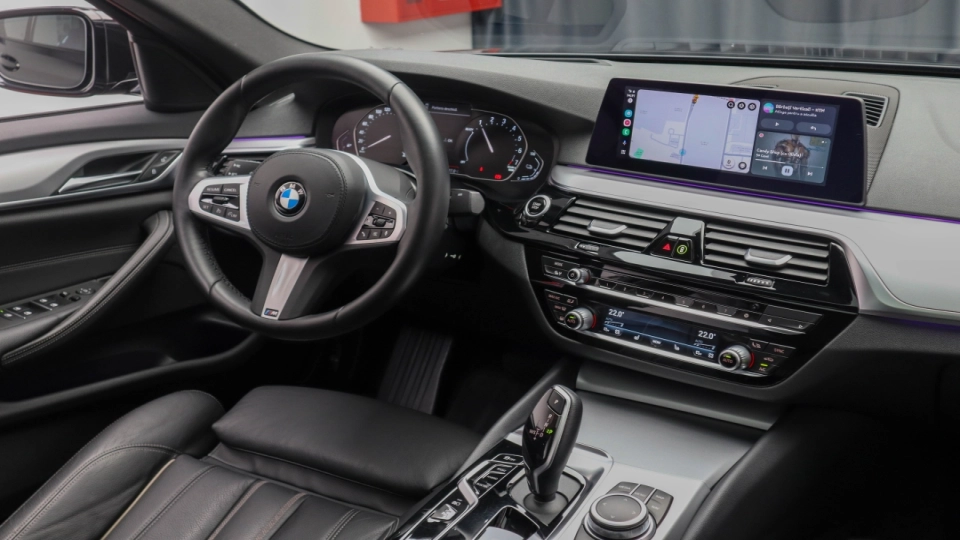 BMW 530e xDrive Automat Trapa Head Up Ambientale Faruri Laser Cockpit - imaginea 35