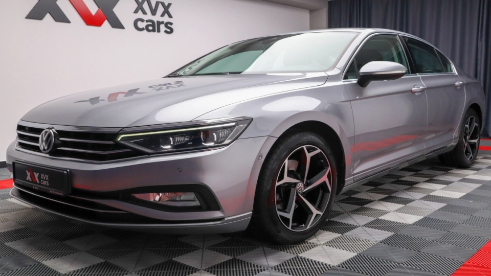 VW Passat Facelift 2.0 TDI DSG IQ Light Parktronic ACC VirtualCockpit  - imaginea 9