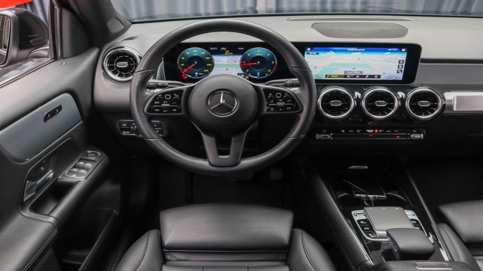 Mercedes GLB 200d WideScreen ACC Camera LED 4Matic Scaune Ventilate - imaginea 8