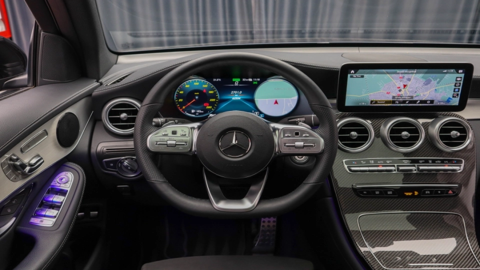 Mercedes GLC AMG 300e Panoramic MultiBeamLED Carbon PachAsistentaFull - imaginea 35