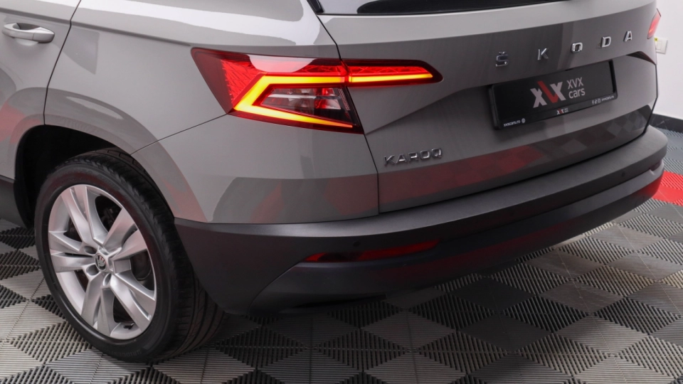 Skoda Karoq 1.5 TSI DSG Panoramic PieleCrem SideAss LED Ambientale - imaginea 19