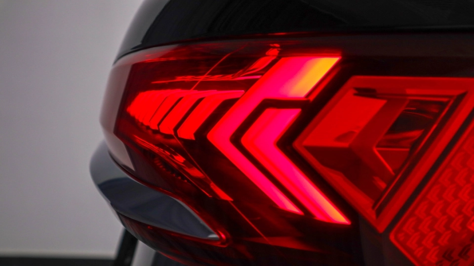 Audi Q7 55TFSIe Quattro Matrix LED Ambientale Cockpit HeadUp Keyless - imaginea 20