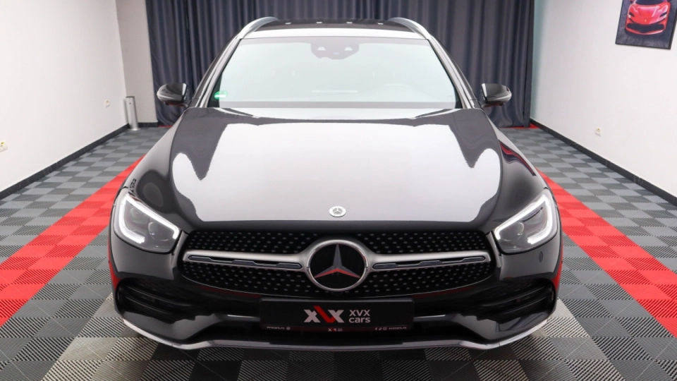 Mercedes GLC 300e Pachet AMG Asistenta PLUS MultiBeam LED Keyless  - imaginea 14