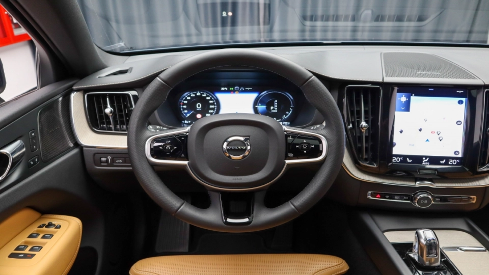 Volvo XC60 T8 Inscription Pano ACC ScauneVentilate HeadUp HarmanKardon - imaginea 32