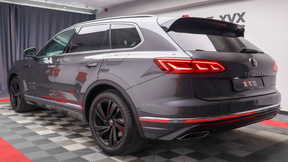 VW Touareg eHybrid Masaj Ventilatie Panoramic IQ Light Keyless Carlig - imaginea 17