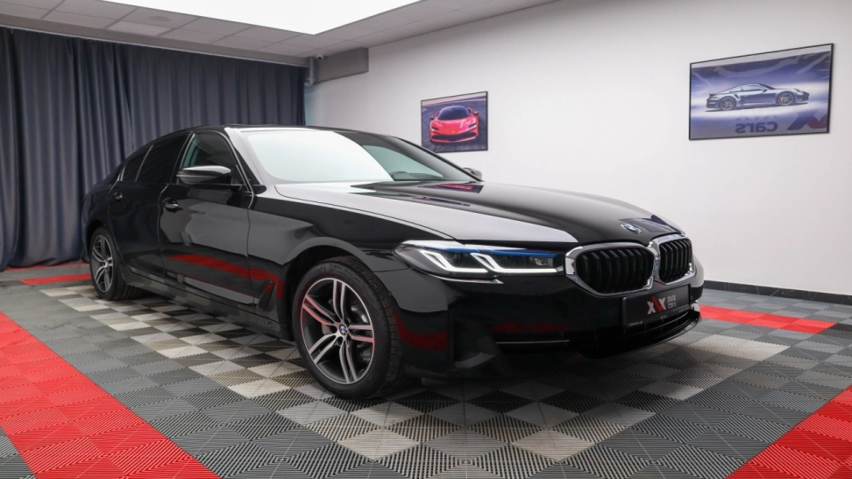 BMW 530e xDrive Automat Trapa Head Up Ambientale Faruri Laser Cockpit - imaginea 3