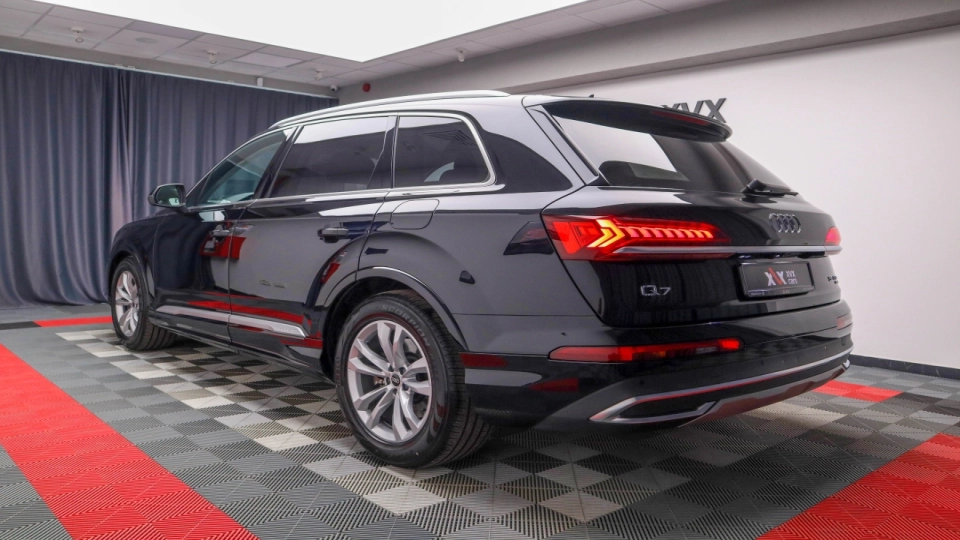 Audi Q7 55TFSIe Quattro Matrix LED Ambientale Cockpit HeadUp Keyless - imaginea 4