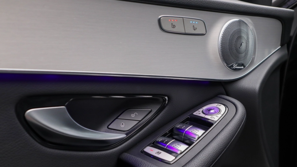 Mercedes GLC 300E PlugIn Burmester Cam 360° Scaune Incalzite/Ventilate - imaginea 24
