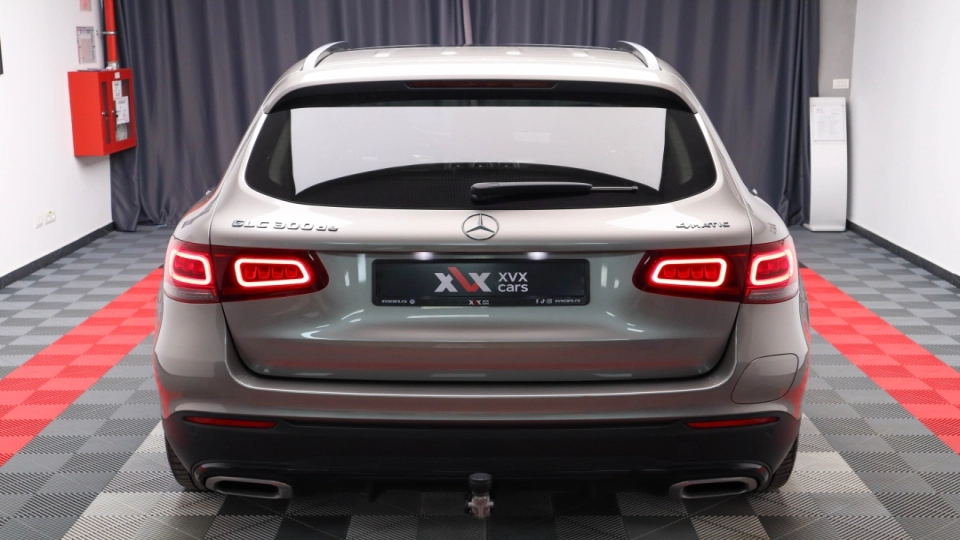 Mercedes GLC 300de Pachet AMG Panoramic Perne de Aer Keyless LED - imaginea 22