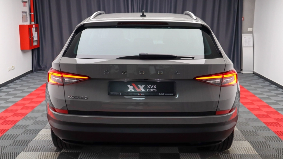 Skoda Kodiaq 2.0 TDI DSG Cockpit Lane BlindSpot ACC Ambientale Keyless - imaginea 18
