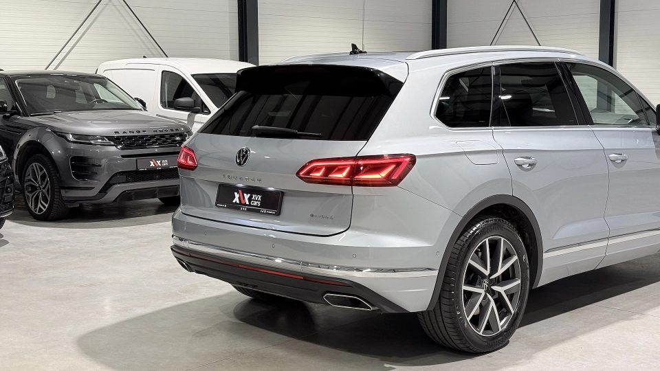 VW Touareg eHybrid Ventilatie Panoramic IQ Light Keyless Carlig - imaginea 14