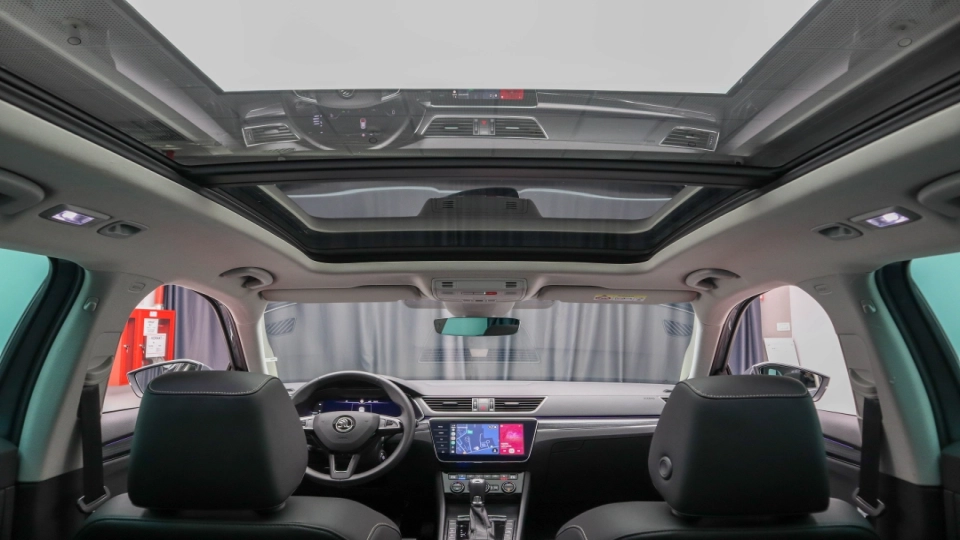 Skoda Superb DSG 4x4 Panoramic ACC Ventilatie BlindSpot Lane Cockpit - imaginea 32