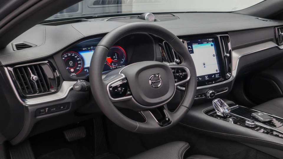 Volvo S60 T8 Plugin Hybrid Inscription Full Dotari Bowers&Wilkins Pano - imaginea 31