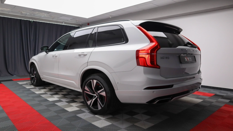 Volvo XC 90 T8 Aut. R-Design 7 Locuri Masaj Ventilatie Keyless 4x4 ACC - imaginea 4