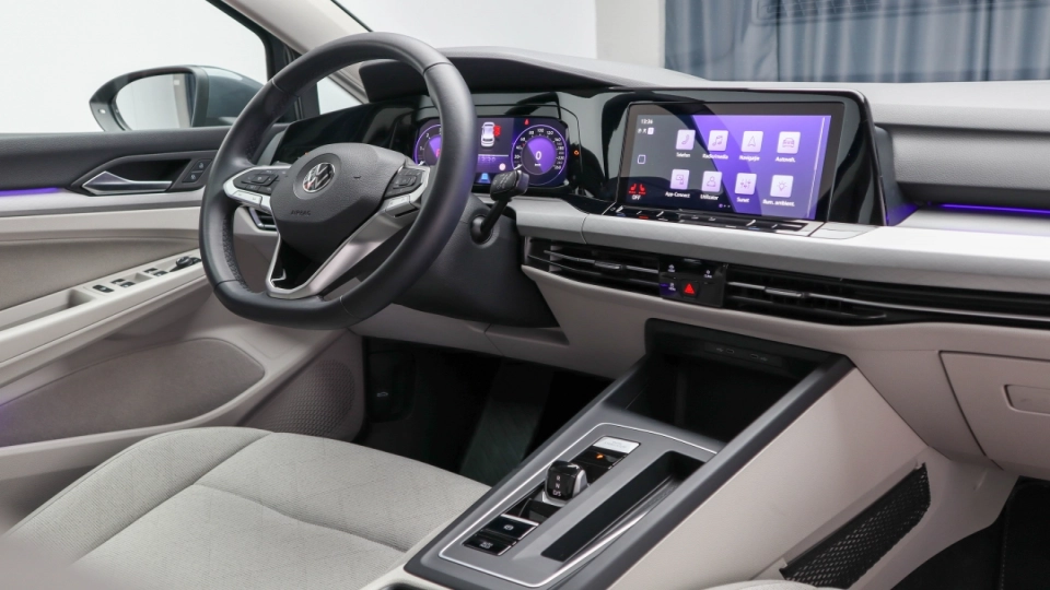 Volkswagen Golf 8 Life 2.0 TDI DSG ACC Navi LED VirtCockpit - imaginea 33