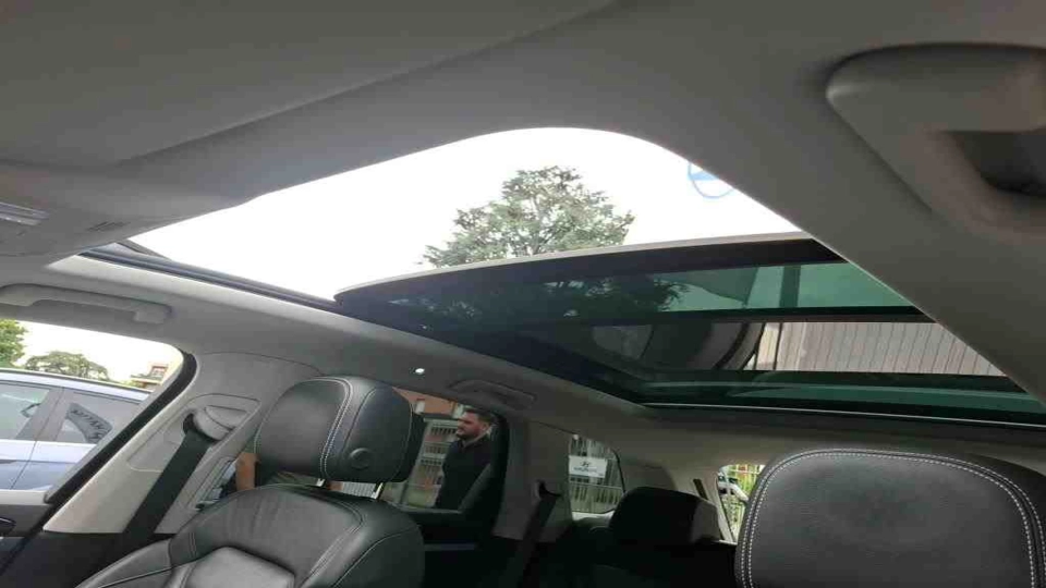 VW Touareg eHybrid Ventilatie Panoramic IQ Light Keyless Carlig - imaginea 7