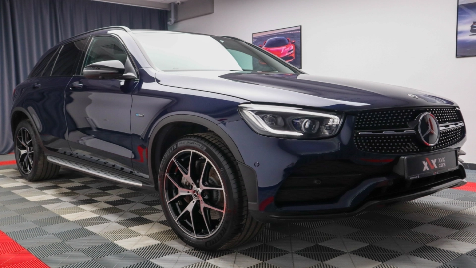 Mercedes GLC AMG 300e Panoramic MultiBeamLED Carbon PachAsistentaFull - imaginea 11