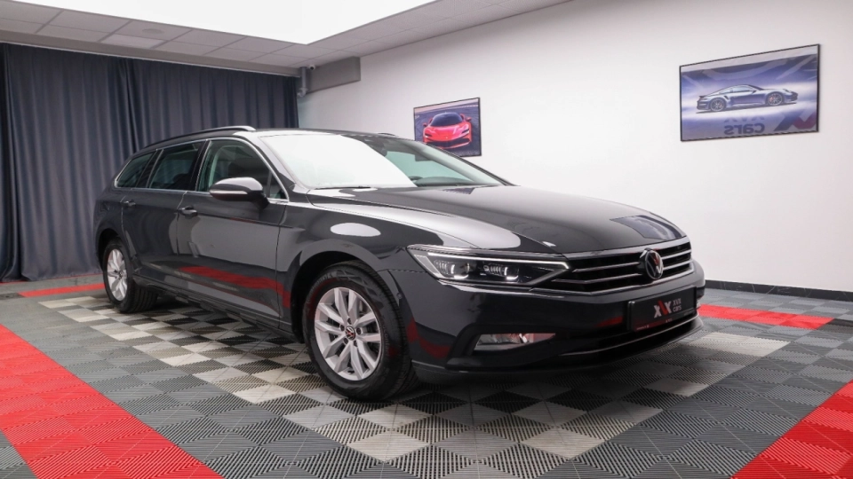 VW Passat Combi 2.0 TDI DSG IQ Light ACC Lane/Side/Front Assist Masaj - imaginea 3