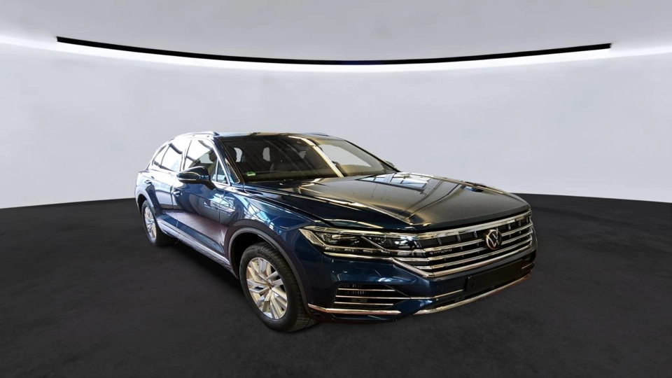 Volkswagen Touareg Elegance 4Motion 3.0 TSI Hybrid 250kW 8-Gang tiptro - imaginea 2