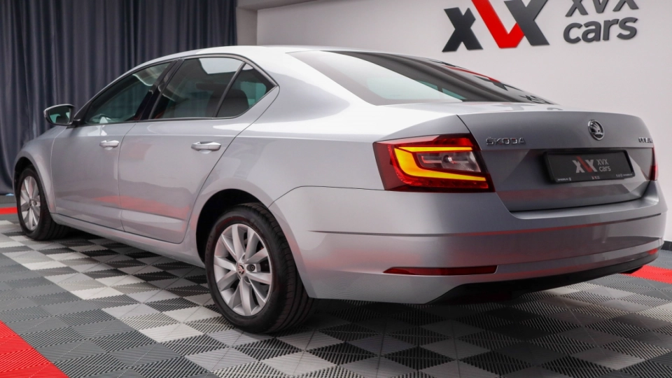 Skoda Octavia Style 2.0 TDI DSG Keyless LED Android/Apple - imaginea 13